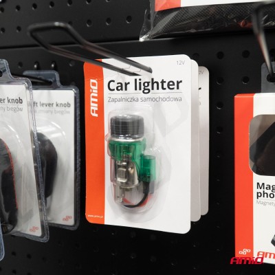 Kit Encendedor de Cigarrillos con Iluminación verde 12V CLI-03