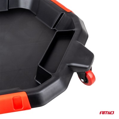 Bandeja para el aceite con almacenamiento de herramientas